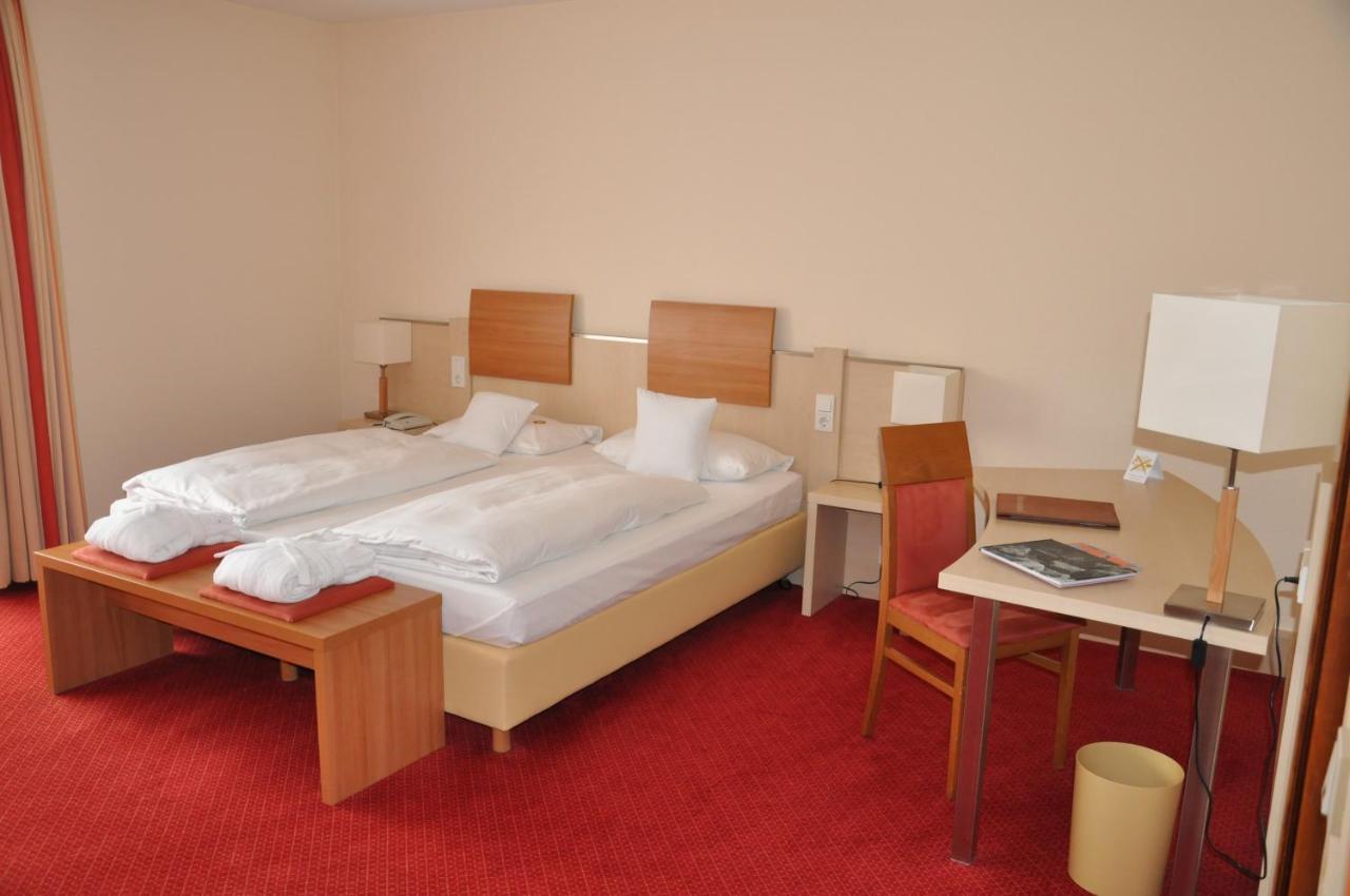 Hotel Am Kurpark Bad Hersfeld Exterior foto
